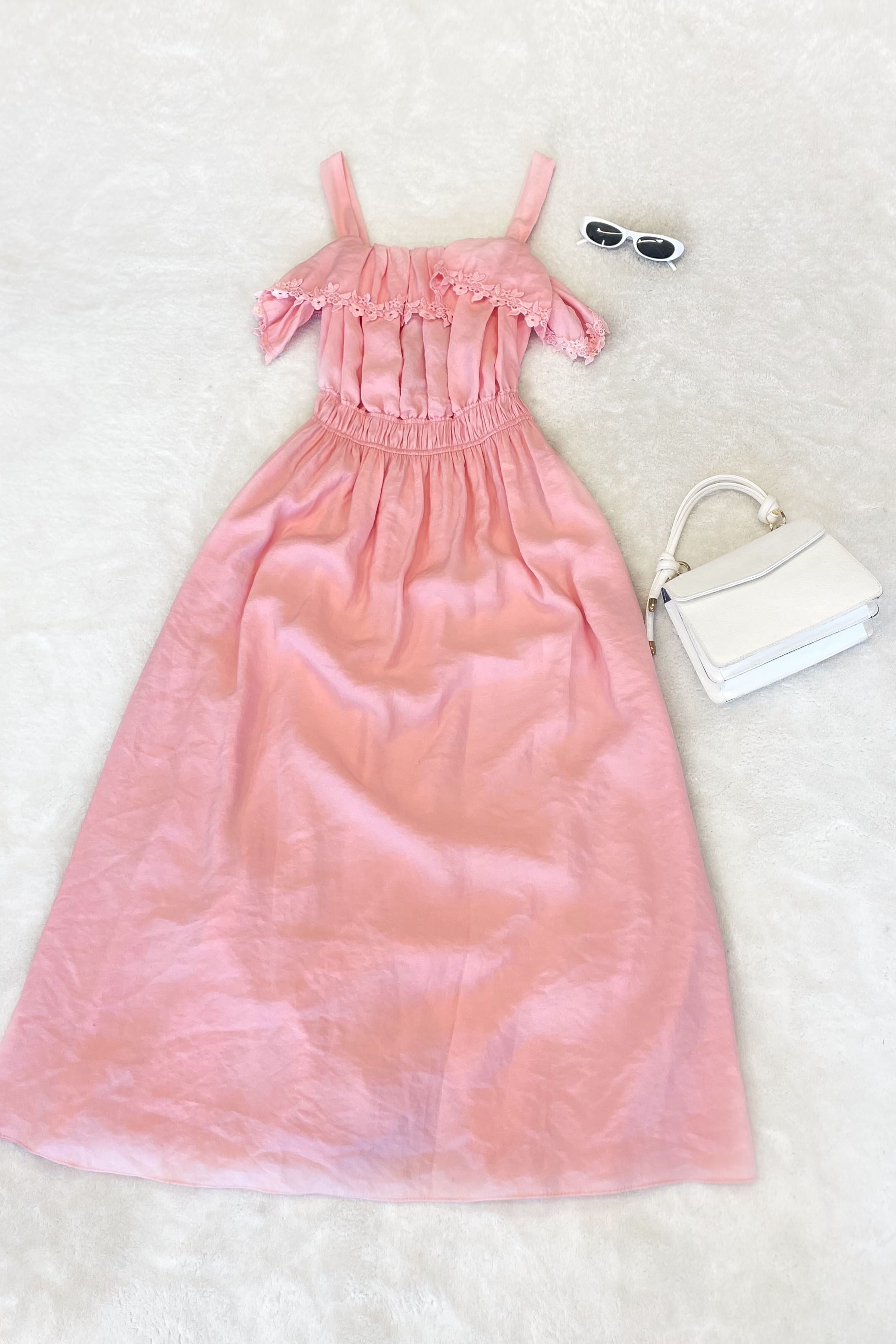Bel Lastikli Göğüs Güpür Detay Elbise - Pembe PEMBE