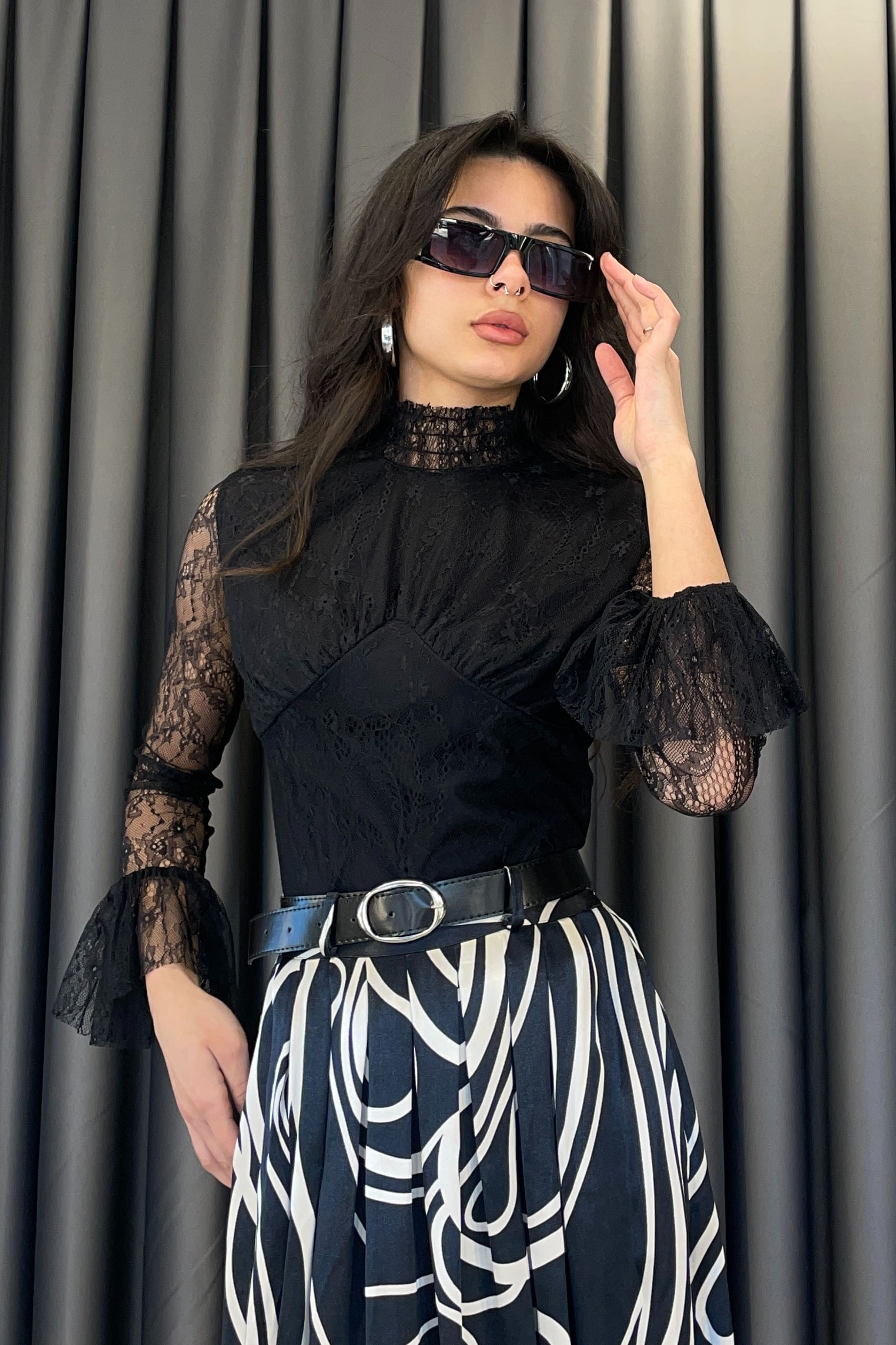 Dantelli İspanyol Kol Bluz-Siyah SİYAH