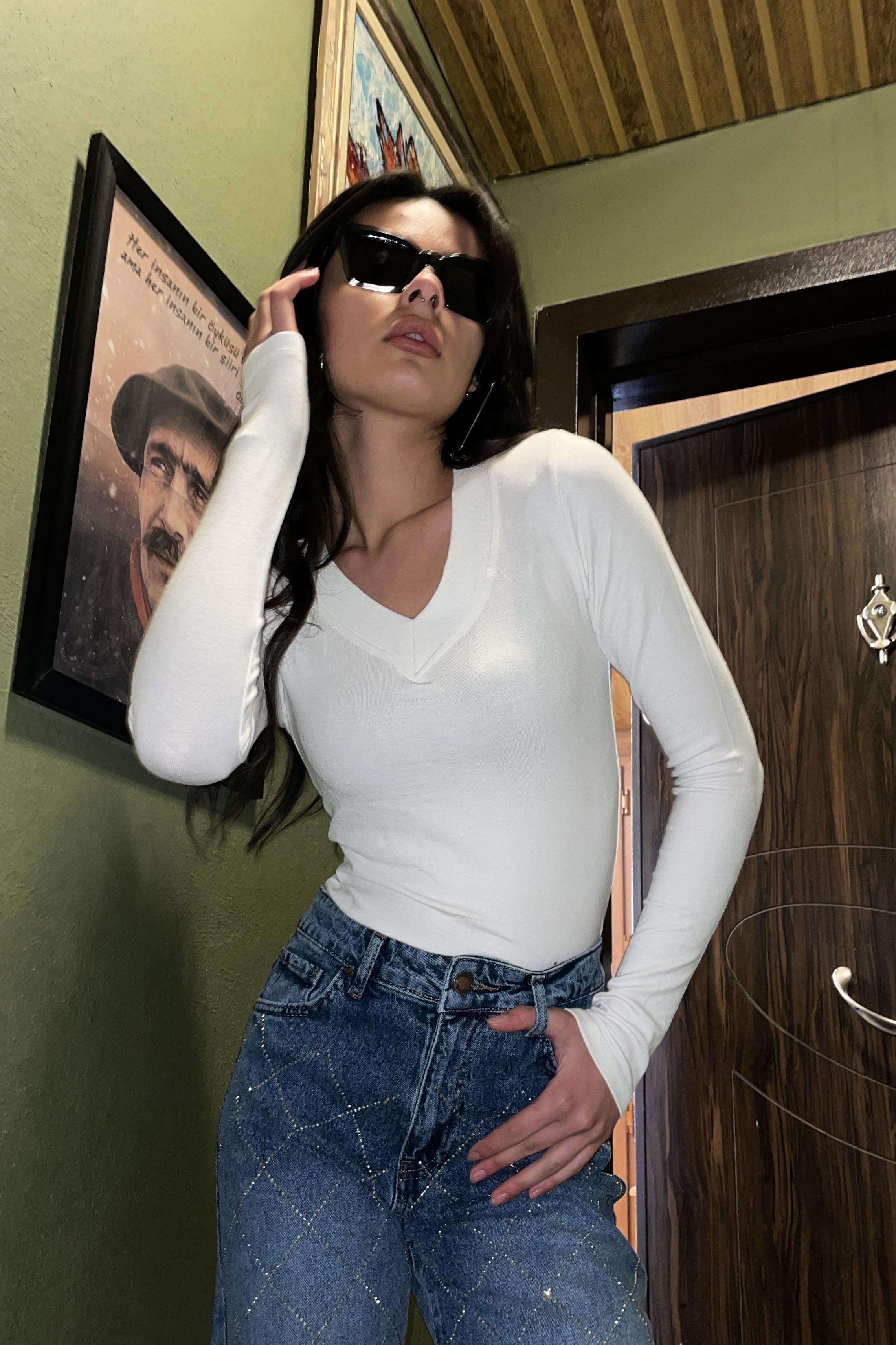 Noa Noa Oysho V Yaka Basic Crop - Ekru EKRU