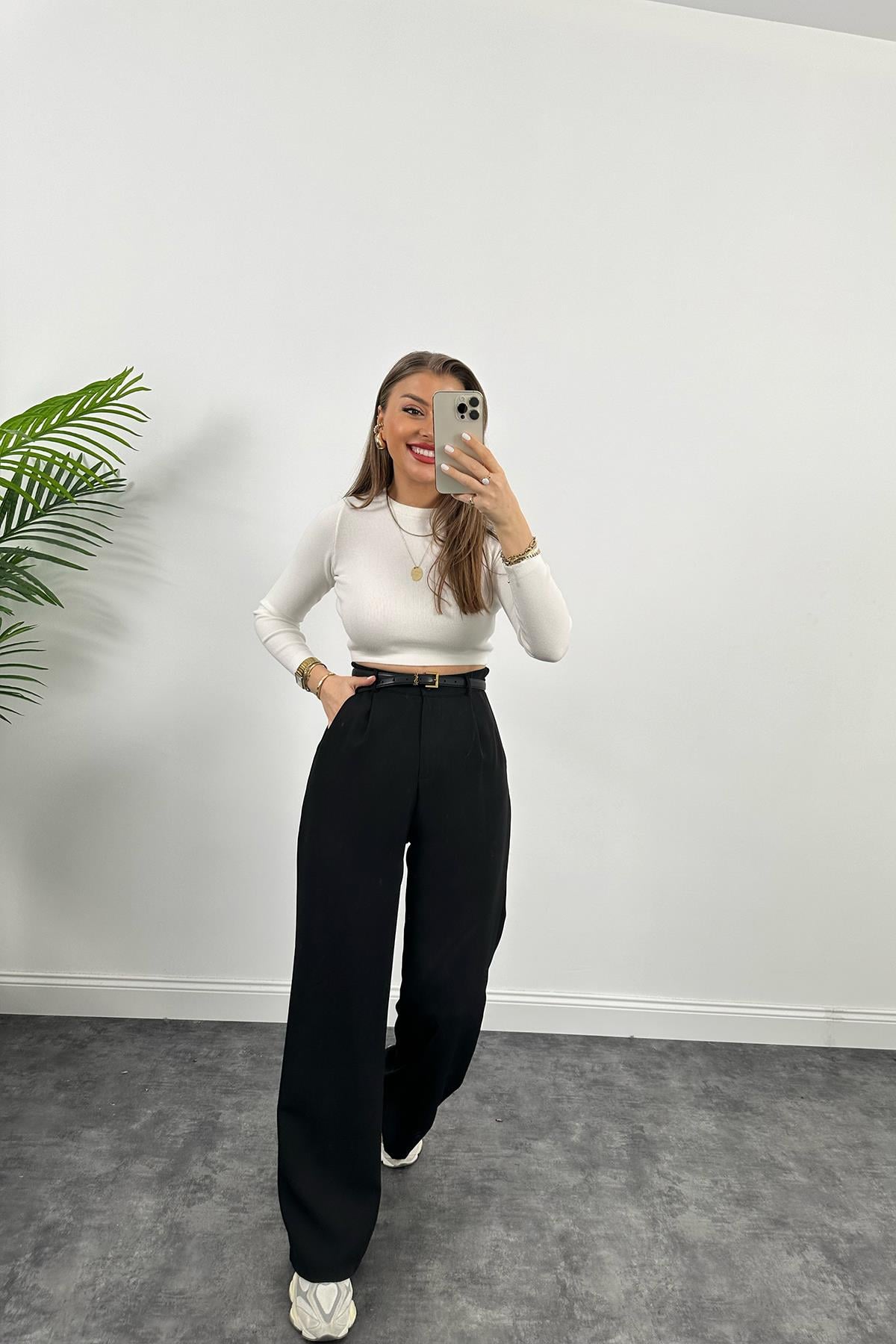 1. Sınıf Kalite  Massi Model Crop Boy İpek Merserize Ekru