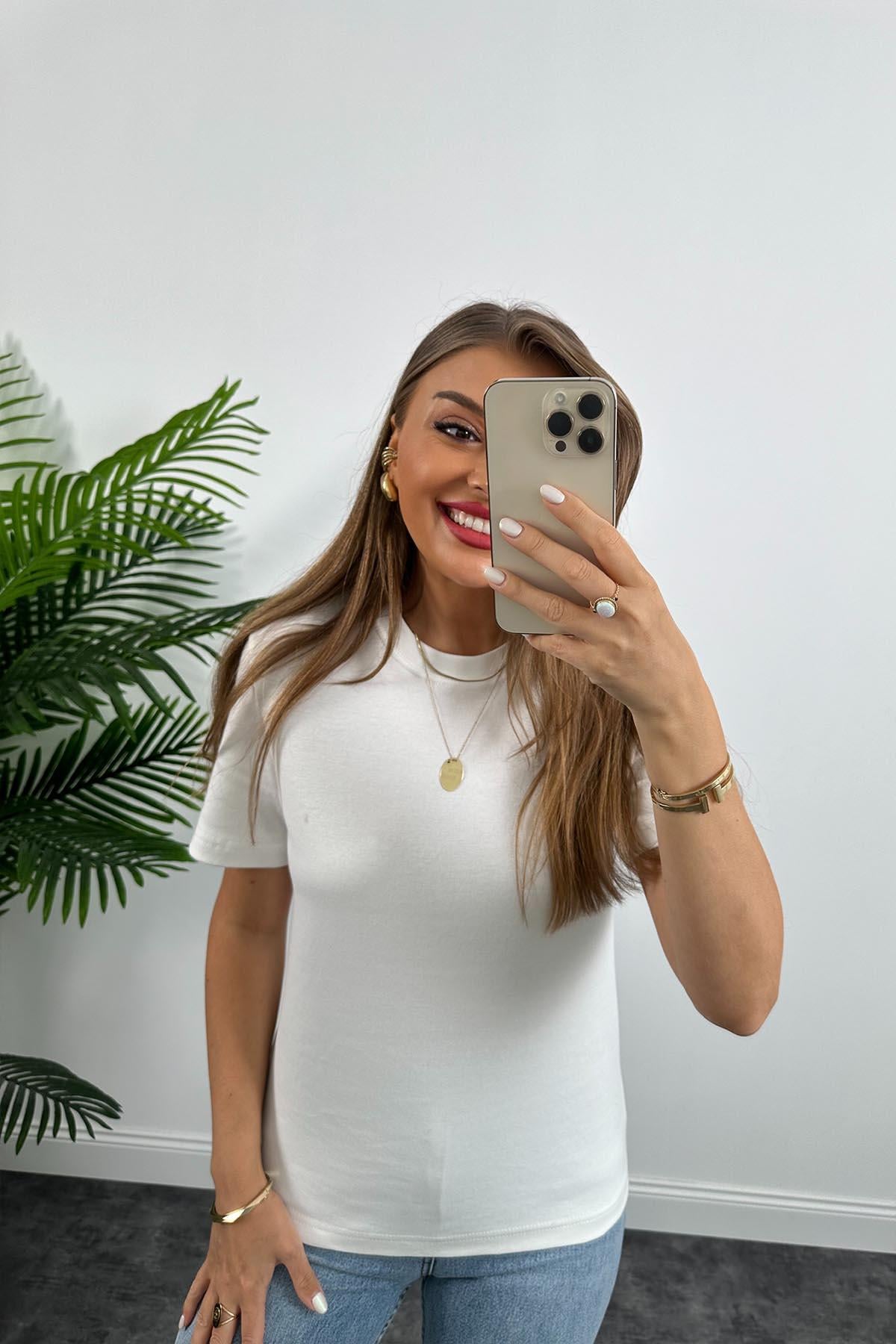 1. Sınıf Kalite Massi Model %100 Pamuklu Lüx Basic Tshirt Beyaz