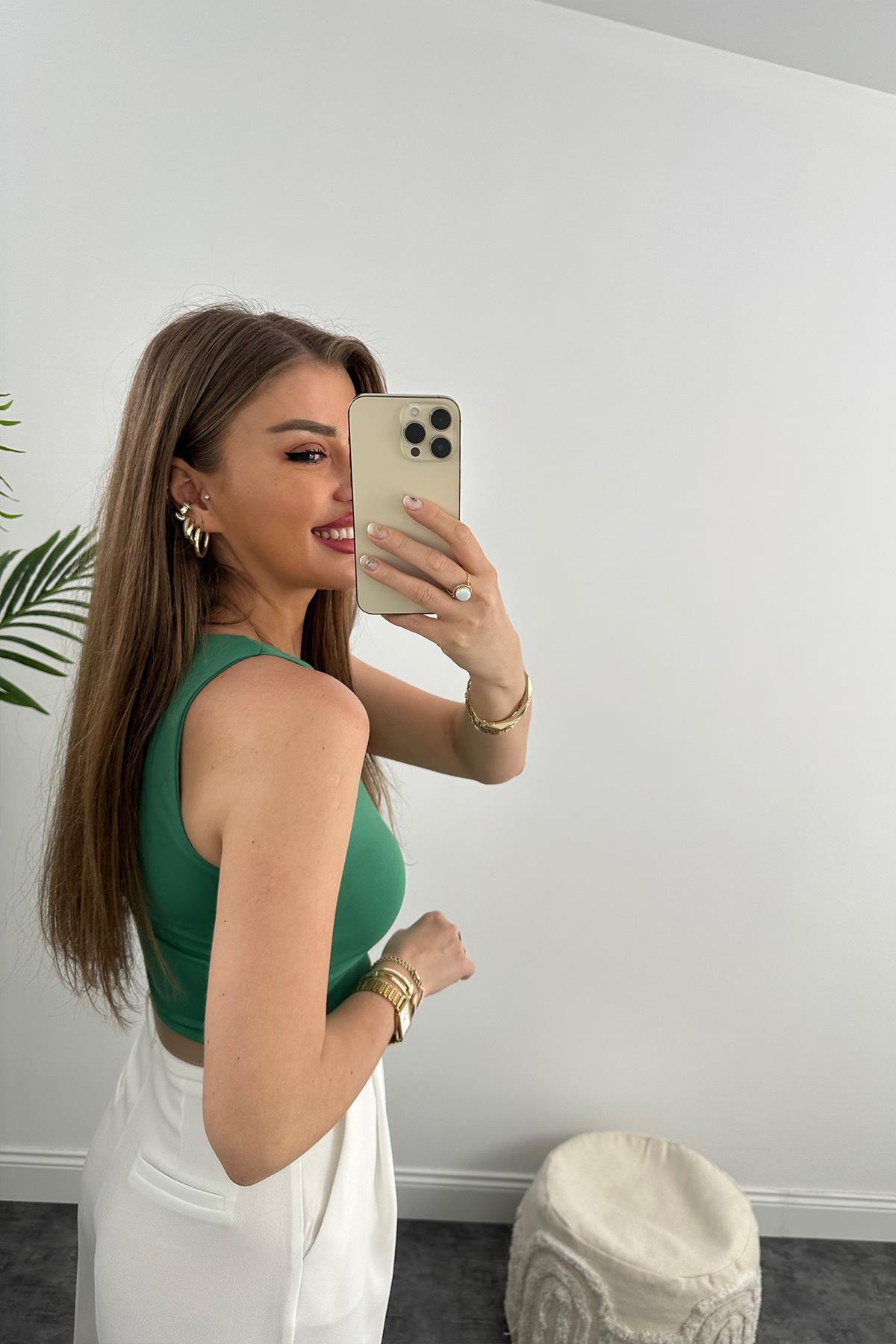 Double Kumaş Likralı Halter Yaka Crop Bluz Yeşil