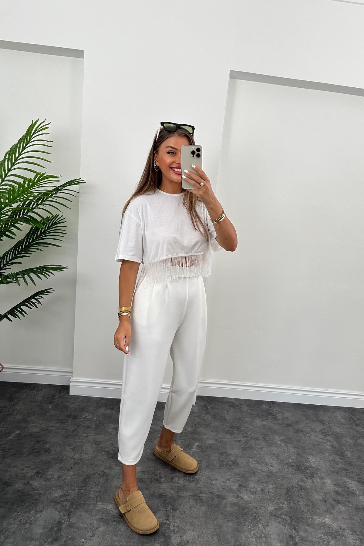 Eteği Püsküllü Tam Pamuklu Tasarım Crop Tshirt