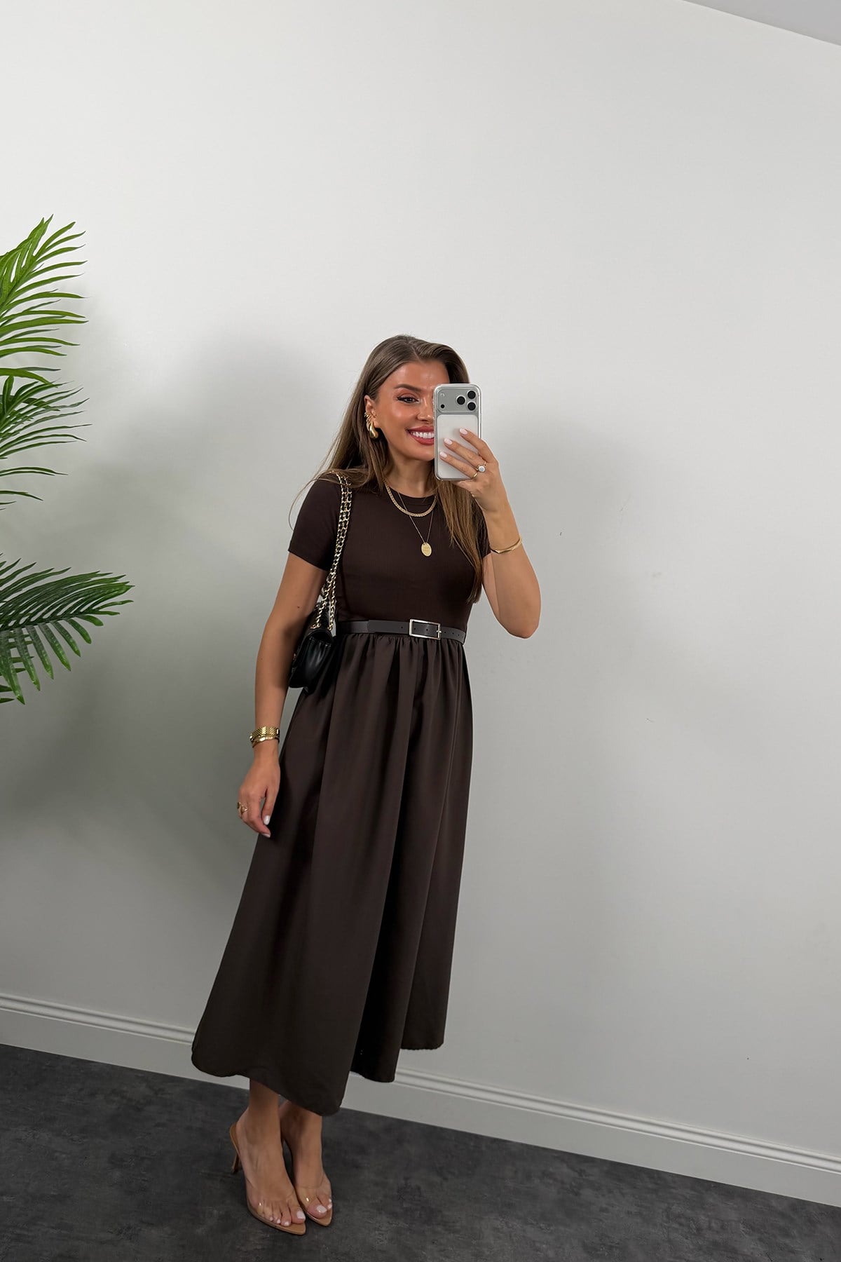 Likralı Kemerli Midi Boy Basic Kloş Elbise Acı Kahve