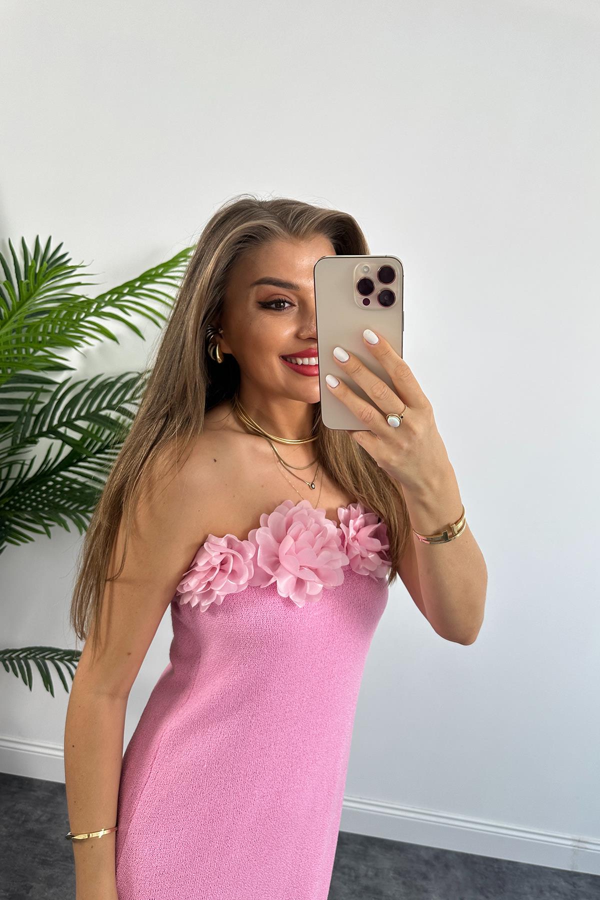 Lüx Kalite Yakası Çiçekli Likralı Tasarım Örme Elbise  Pembe