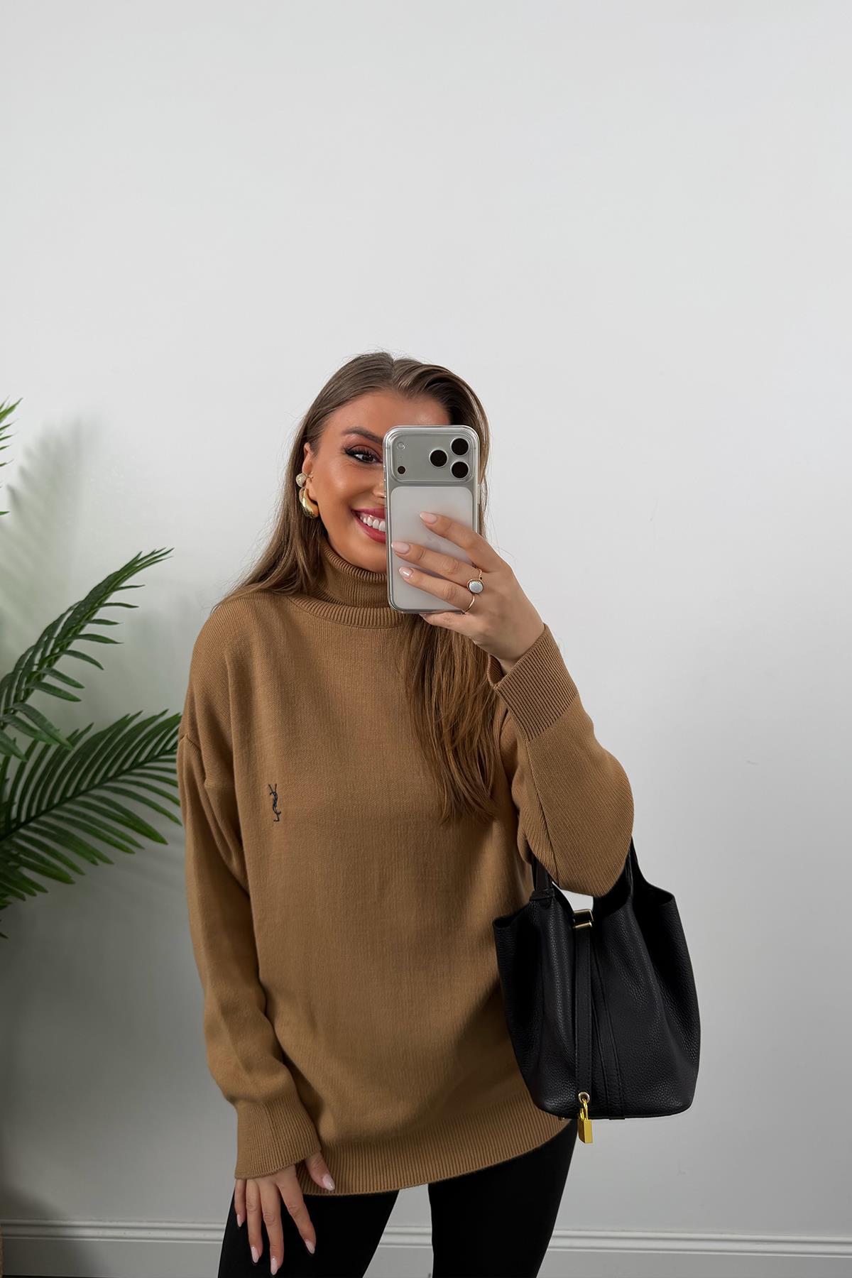 Marka Model Nakışlı Balıkçı Salaş Triko Camel