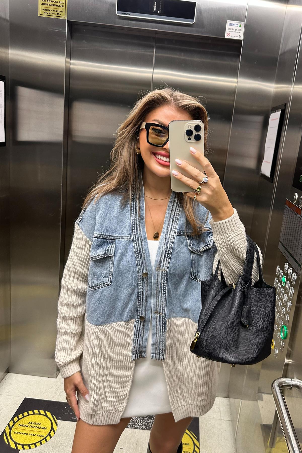 Marka Model  Üstü Mavi Jeanli Triko Mixli Tasarım Ceket  Taş