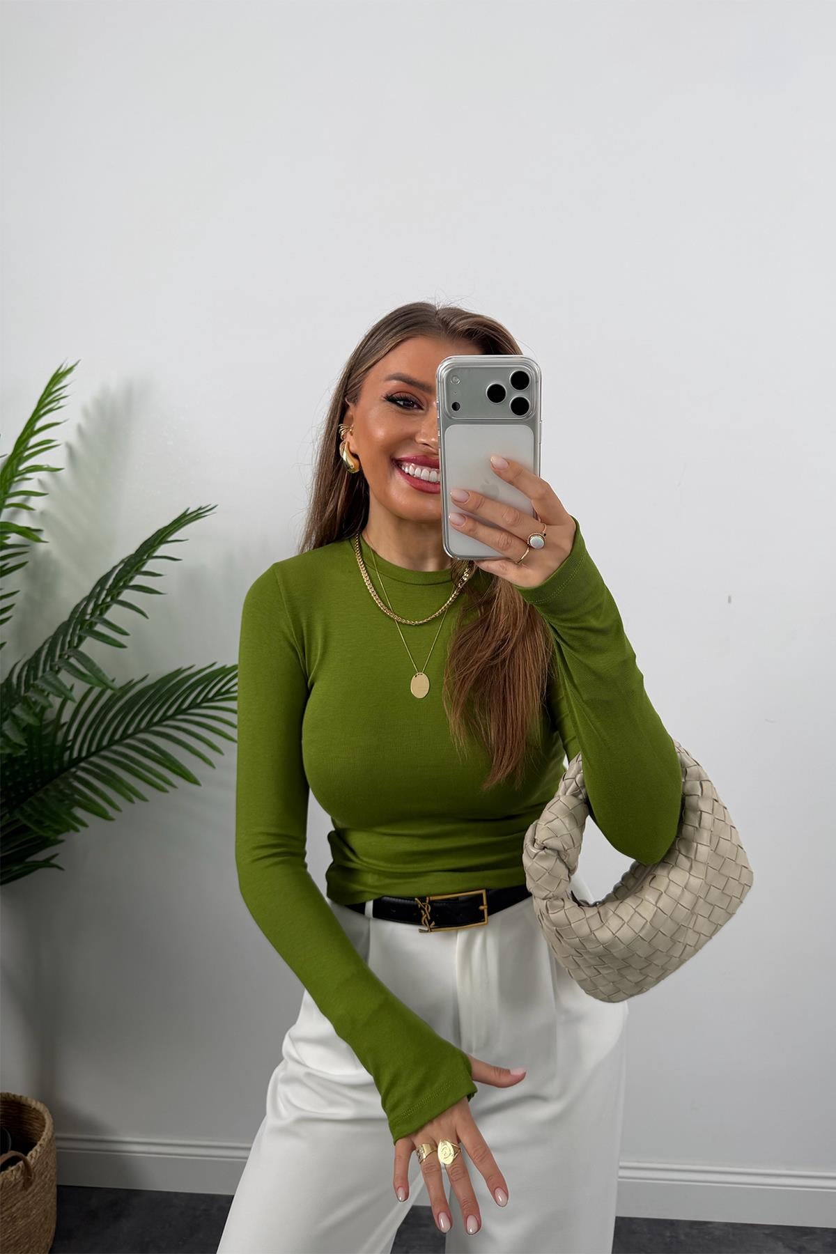 Massi Model Tam Pamuklu Soft Touch Likralı Basic Body Yağ Yeşili