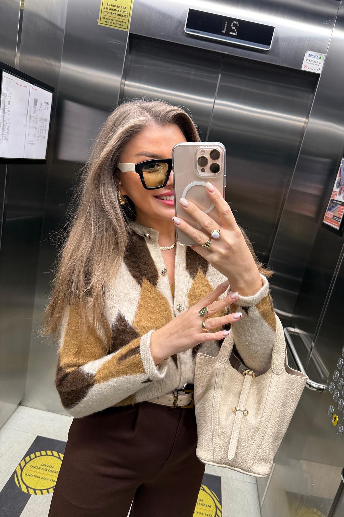 Massi Model Yumoş Baklava Hırka Kahve Taş