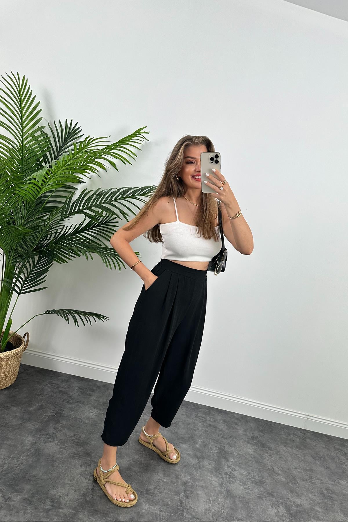 Meşhur Keten Aerobin Harem Pantolonumuz Siyah 