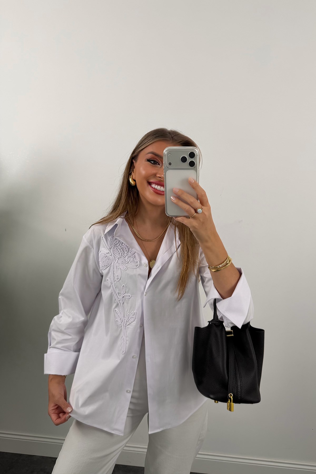 Mng Önü Nakışlı %100 Pamuk Poplin Gömlek Beyaz