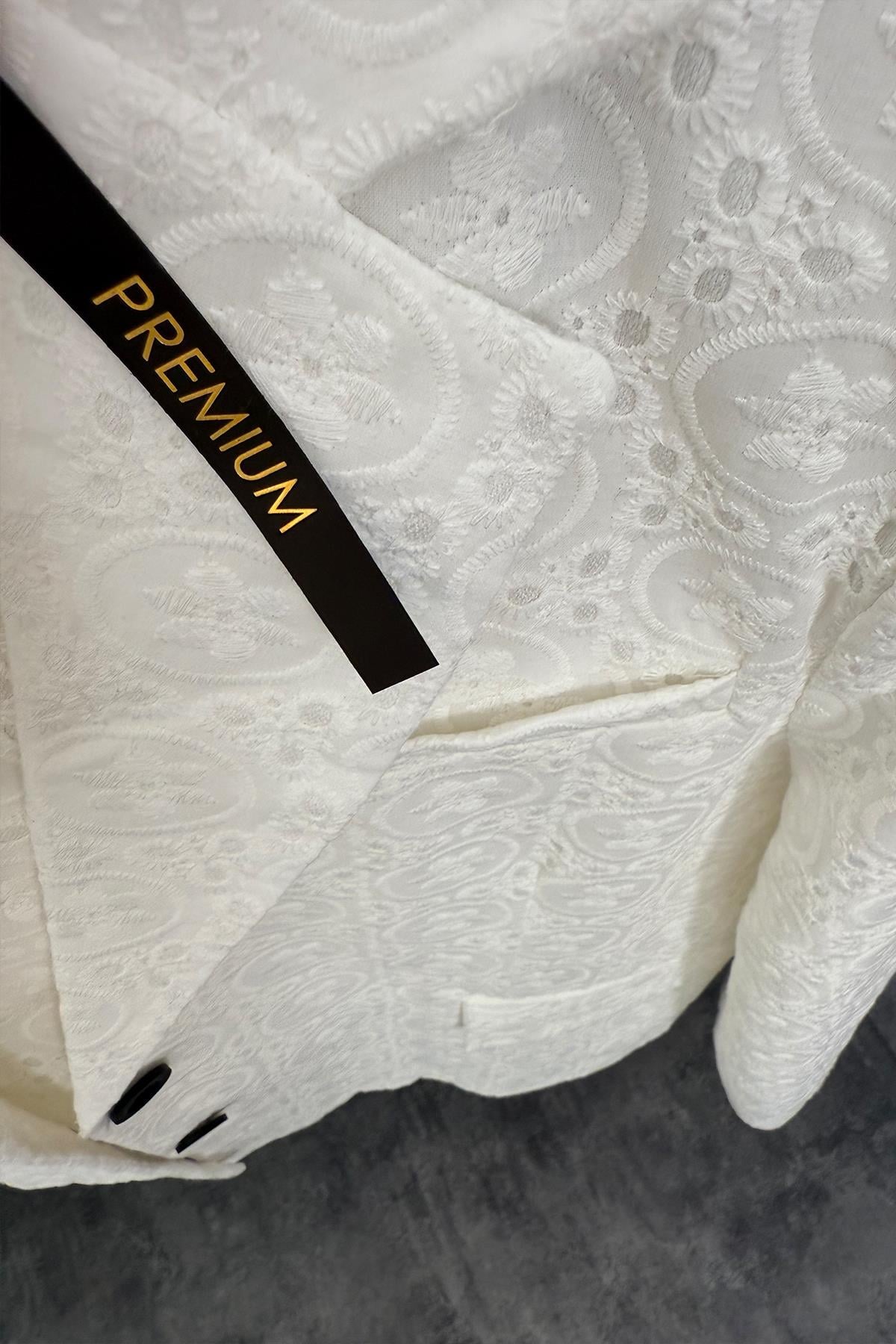 Perry Premium Fisto Nakışlı Şort Etek Blazer Ceket Takım Beyaz