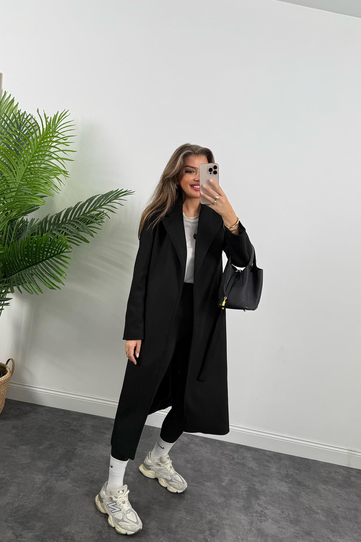 Premium Kalite Kuşaklı Basic Kaşe Kaban Siyah