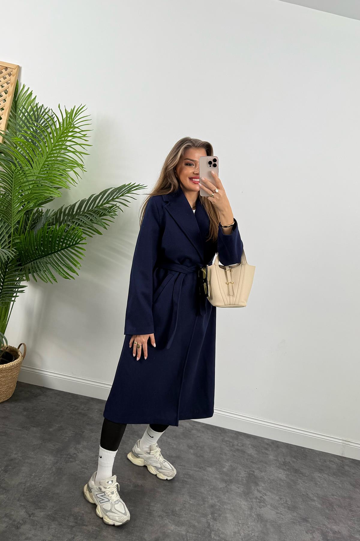 Premium Kalite Kuşaklı Basic Kaşe Kaban Lacivert 