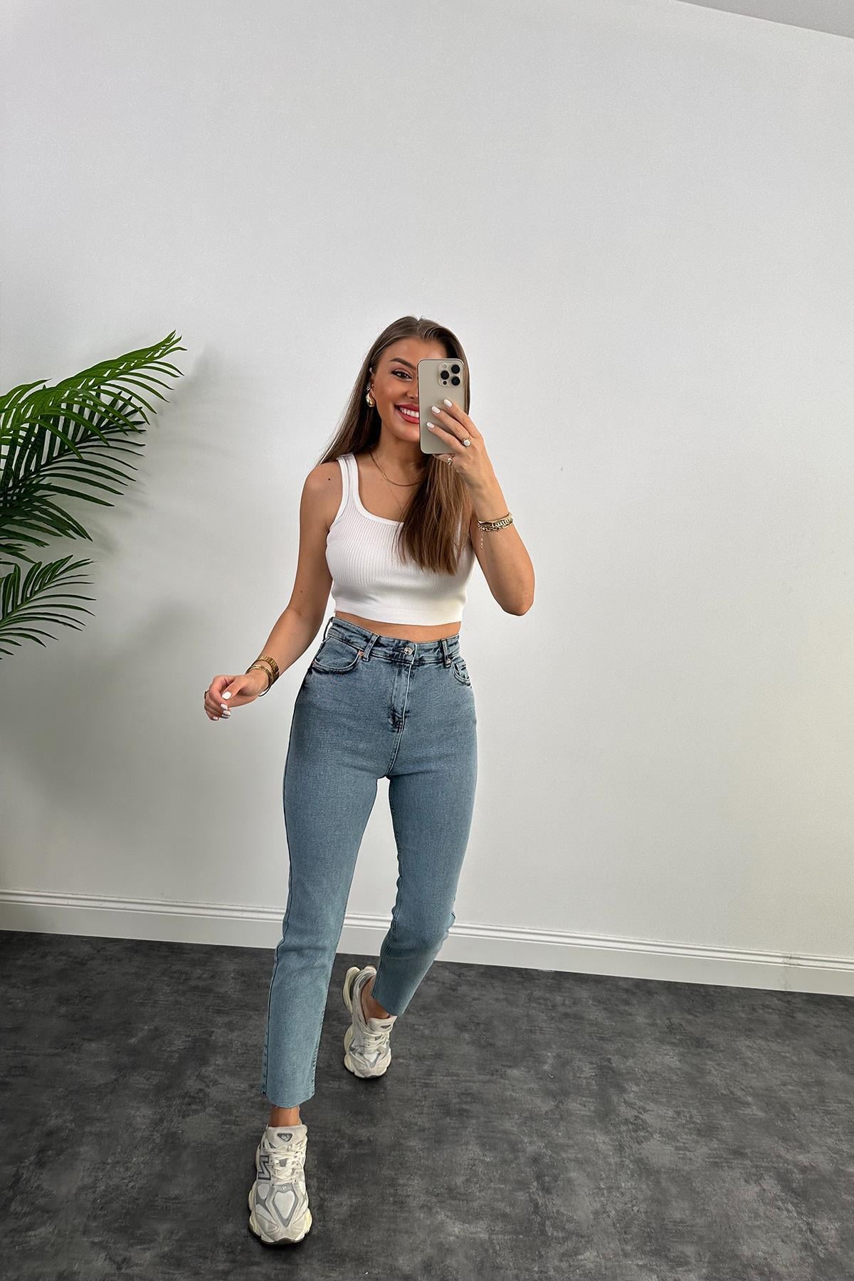 Premium Kalite Power Likra Paça Kesik Boyfit Jean Yıkamalı Mavi