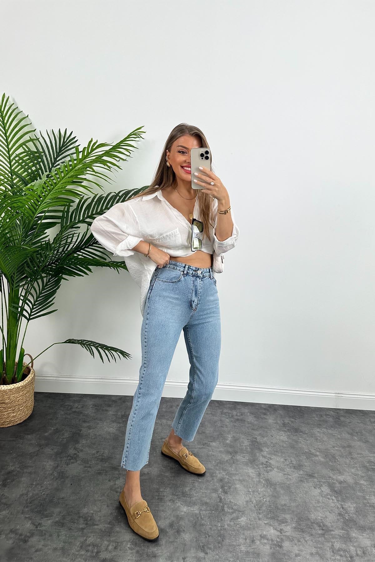 Premium Kalite Paçası Kesik Toparlayıcı Boyfit Jean 520 Mavi  1001