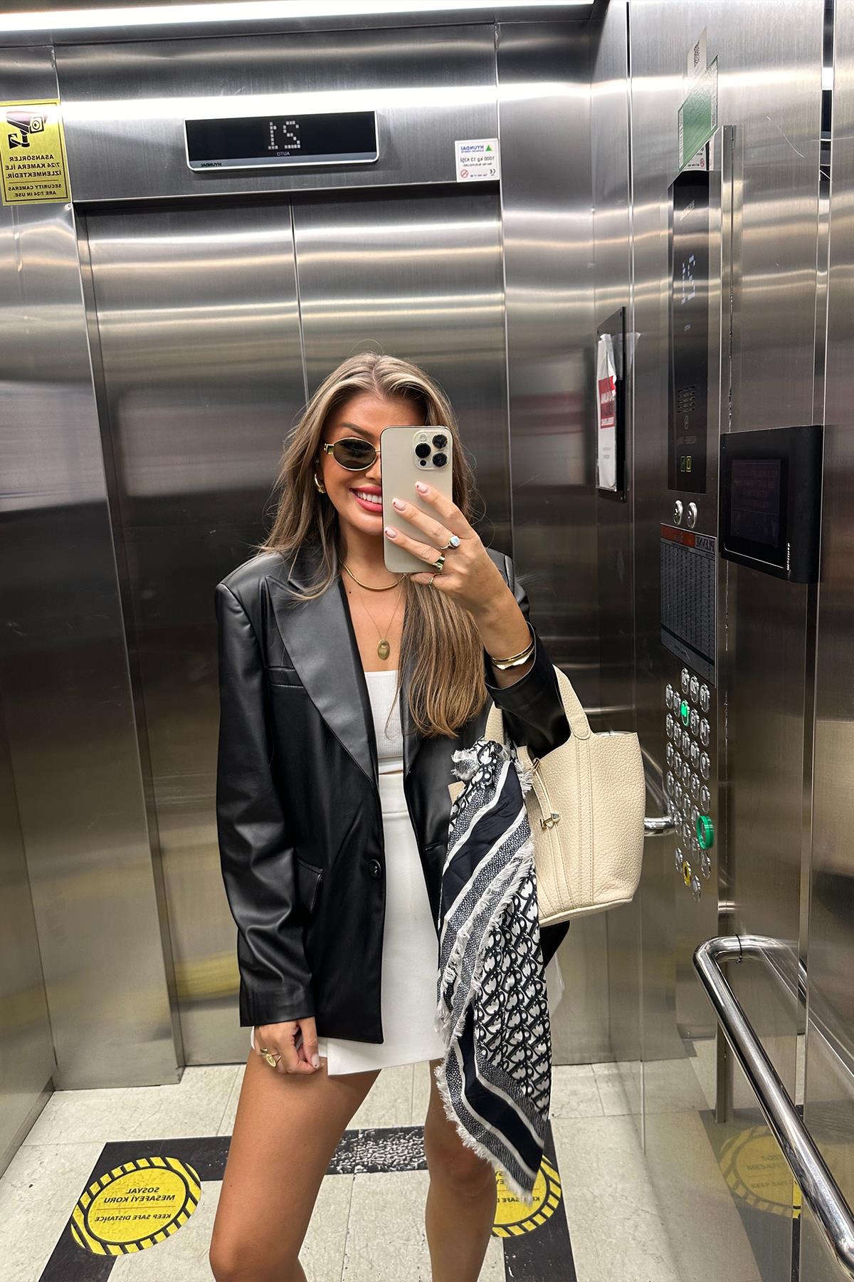 Premium Kalite Yumuşak Kumaş Vegan Deri Blazer Ceket Siyah