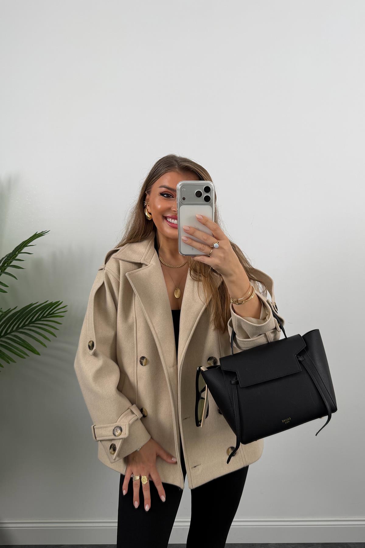 Premium Seri Apoletli Orta Boy Kaşe Kaban Taş