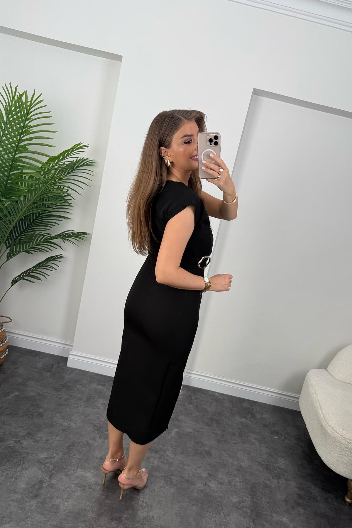 Premium Seri Beli Tokalı Midi Boy Yırtmaçlı Kalem Elbise Siyah