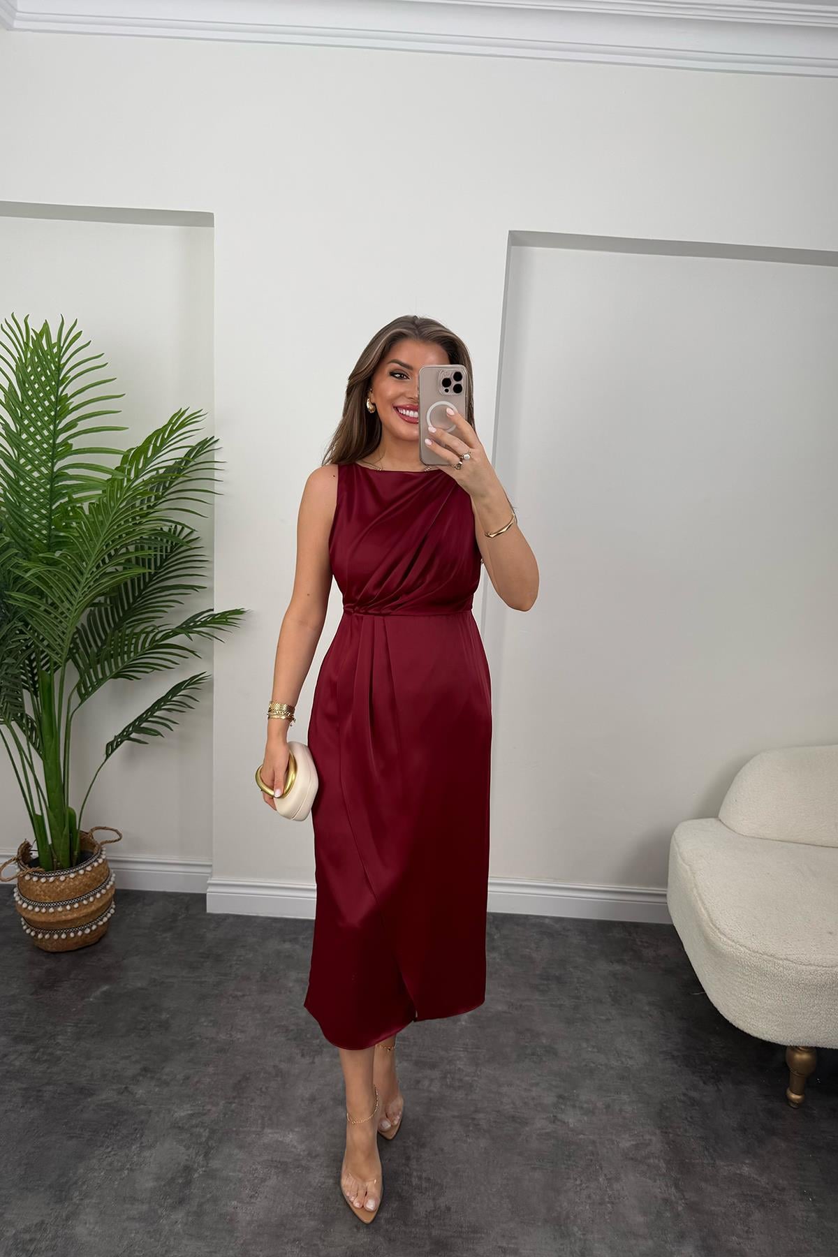 Premium Seri İpek Saten Drapeli Düz Renk Midi Elbise Bordo