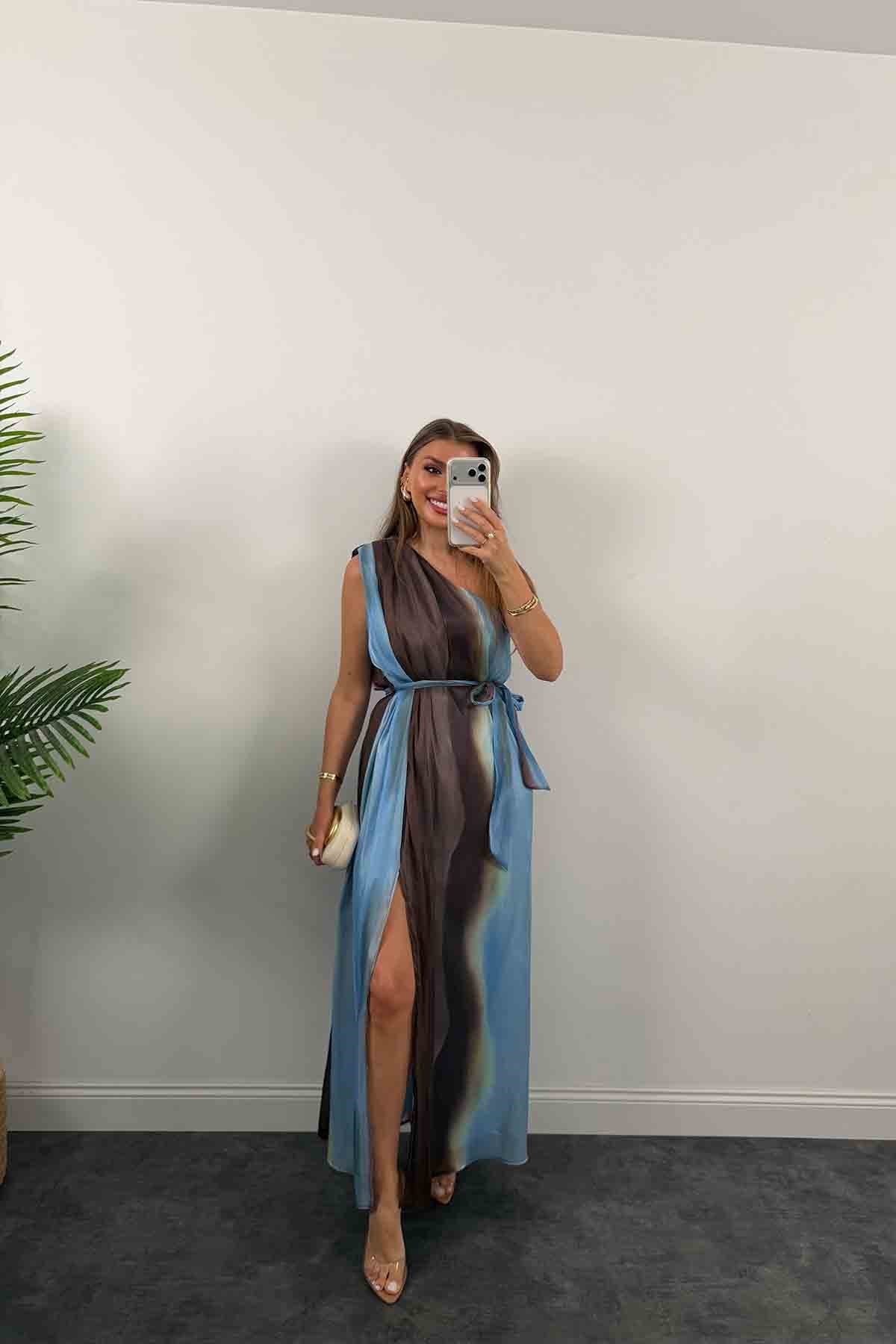 Premium Seri Organze Tül Tek Omuz Tasarım Maxi Elbise Mavi Desenli