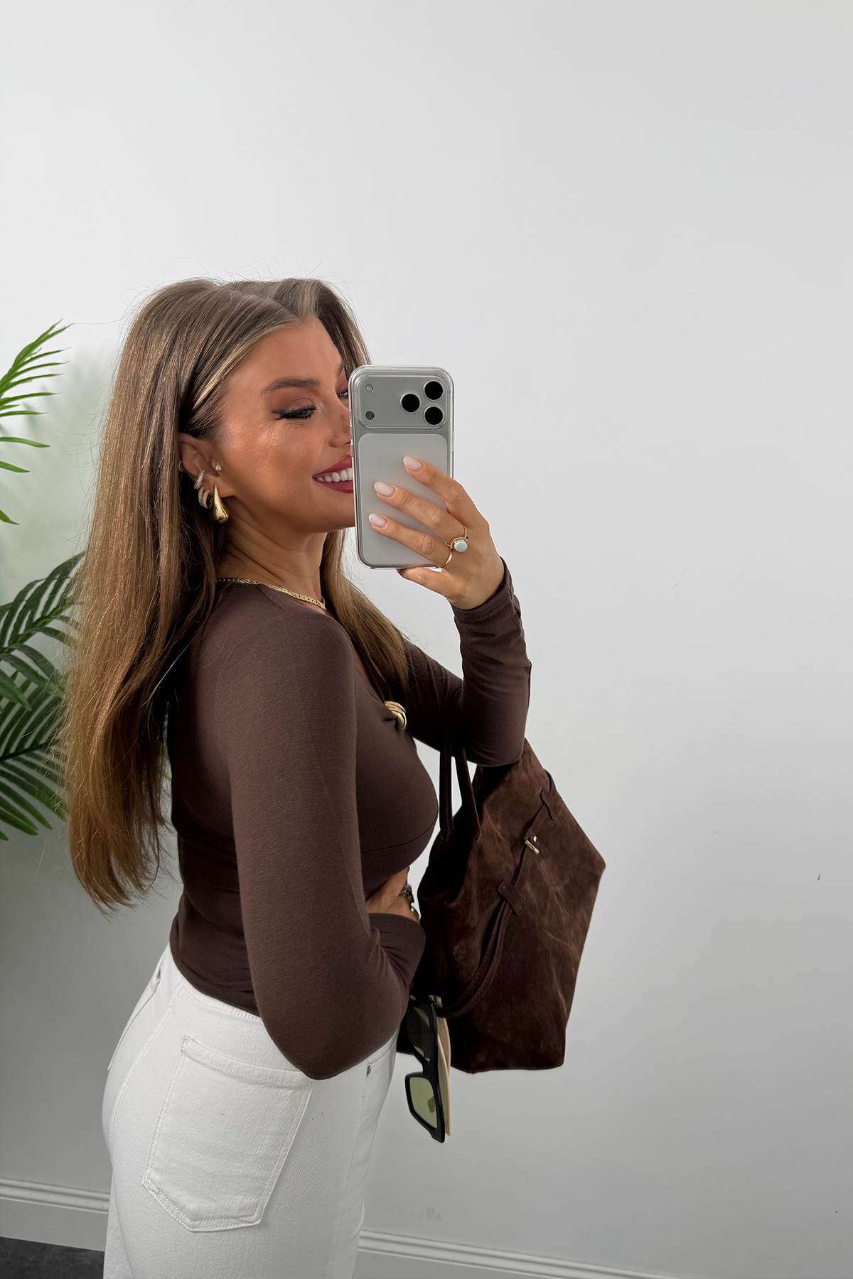 Premium Seri Tam Pamuklu Gold Detaylı Basic Bluz Acı Kahve