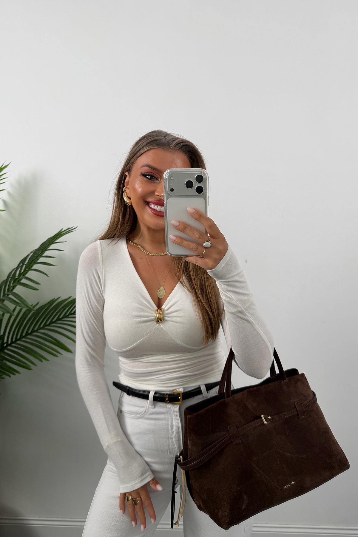 Premium Seri Tam Pamuklu Gold Detaylı Basic Bluz Ekru