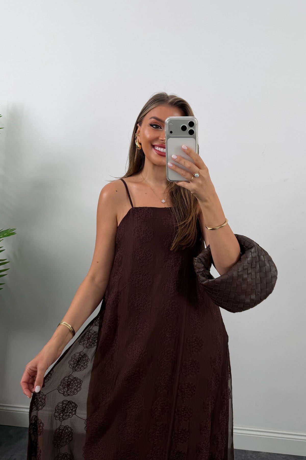Premium Seri Üstü Nakışlı Maxi Tensel Elbise Kahverengi