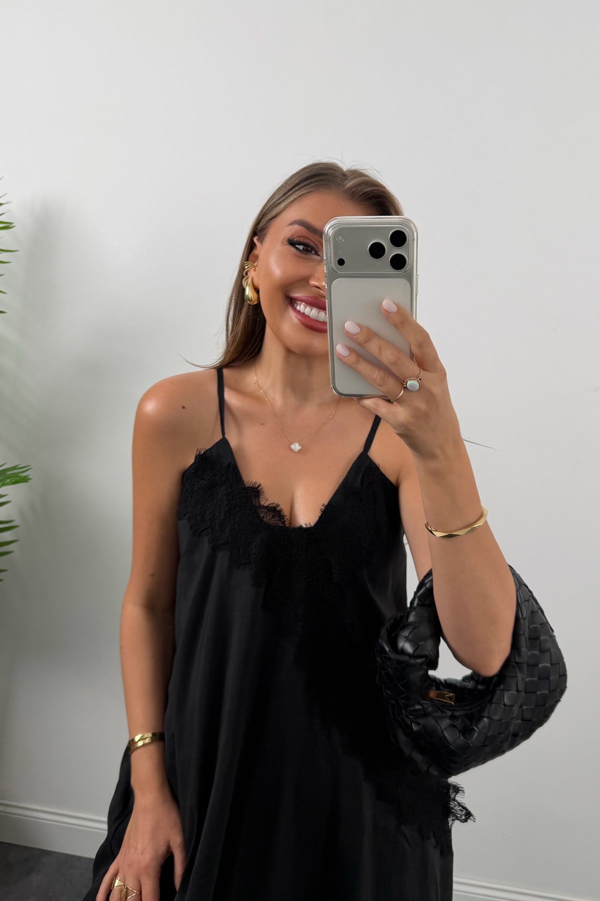 Premium Seri Yakası Dantelli Maxi Tensel Elbise Siyah