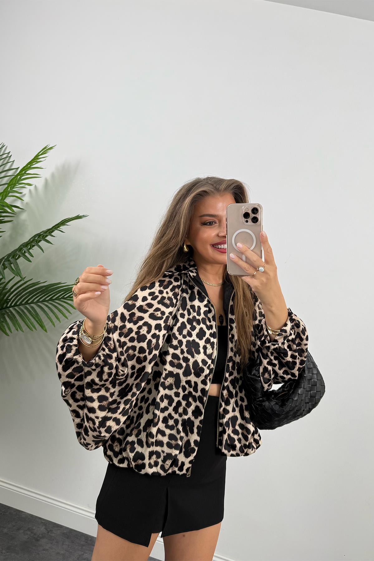 Premium Seri Yarasa Kol Tasarım Saten Bomber Ceket Leopar Desen