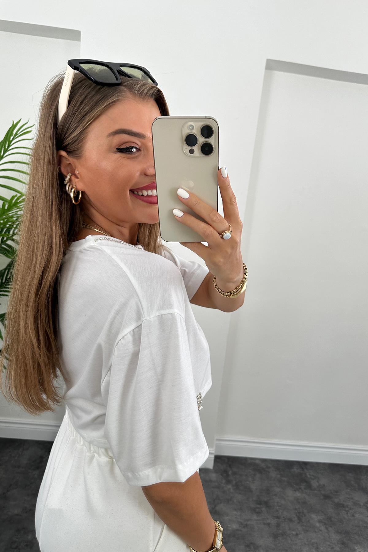 Taşlı Tam Pamuklu Tasarım Crop Tshirt
