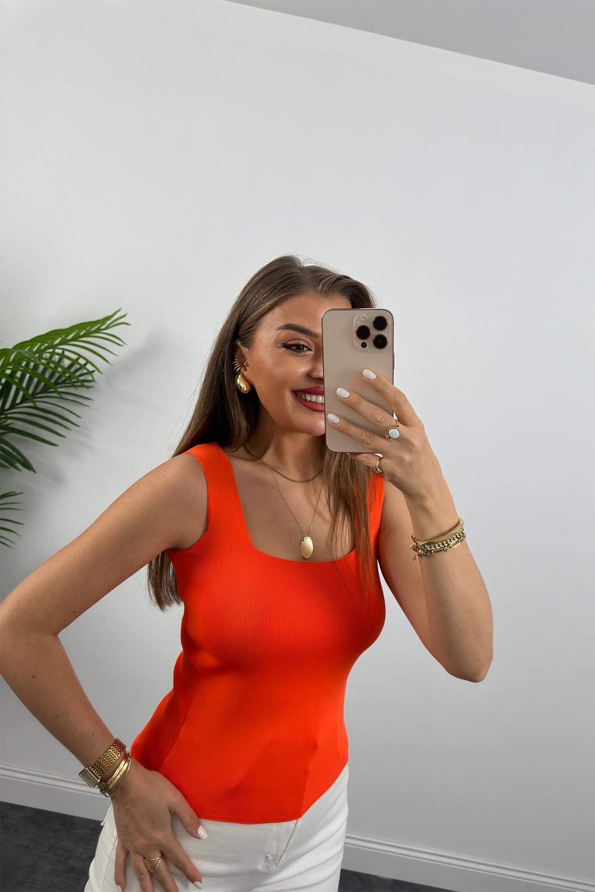 Uzun Boy Elit Triko Kare Yaka Likralı Atlet Oranj