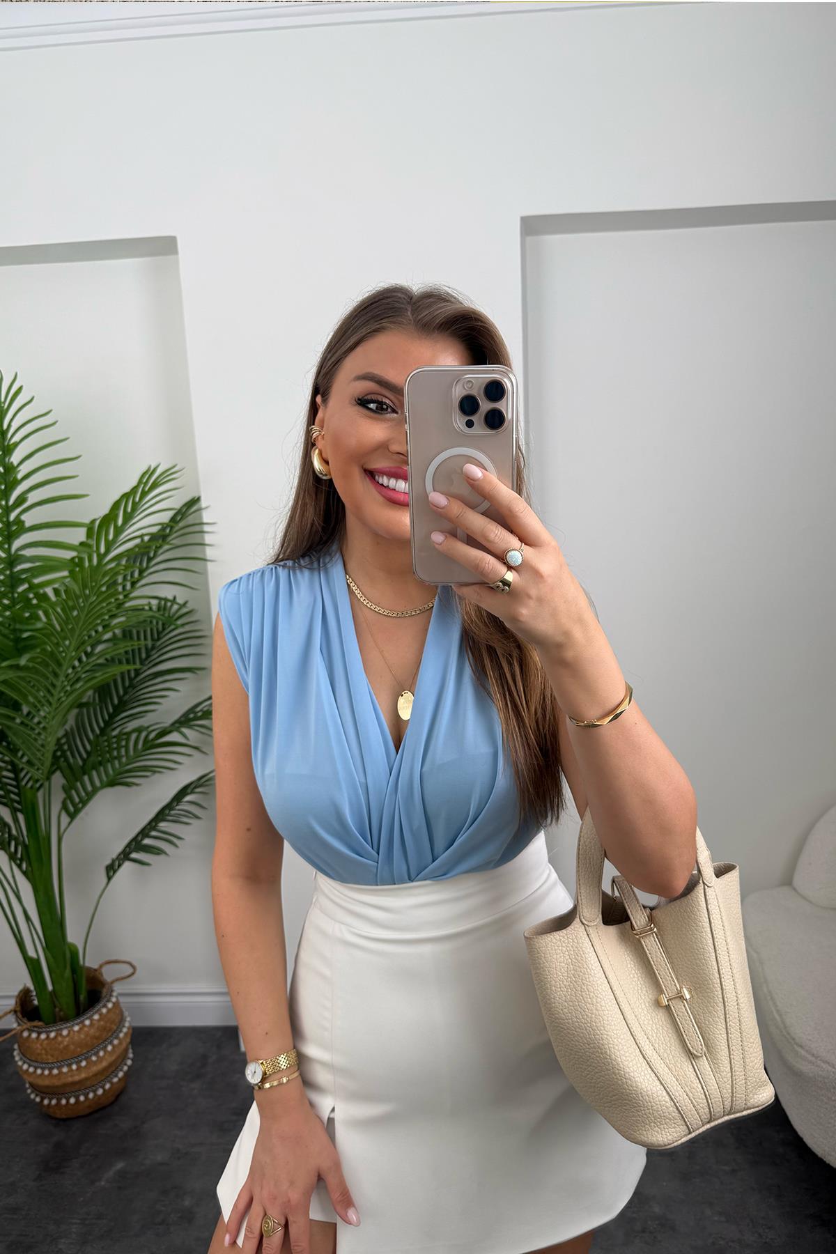 Vatkalı Likralı Sıfır Kol Drapeli Bodysuit Pastel Mavi