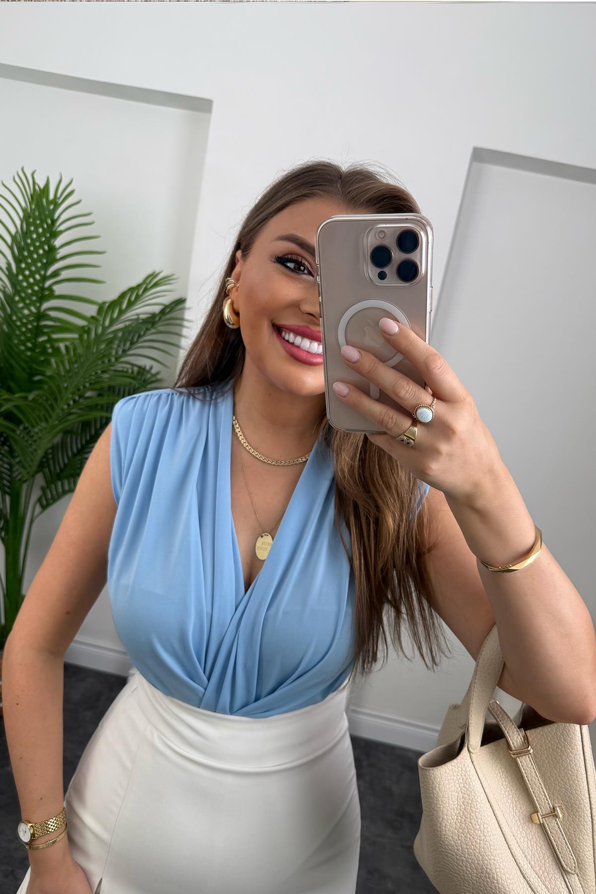 Vatkalı Likralı Sıfır Kol Drapeli Bodysuit Pastel Mavi