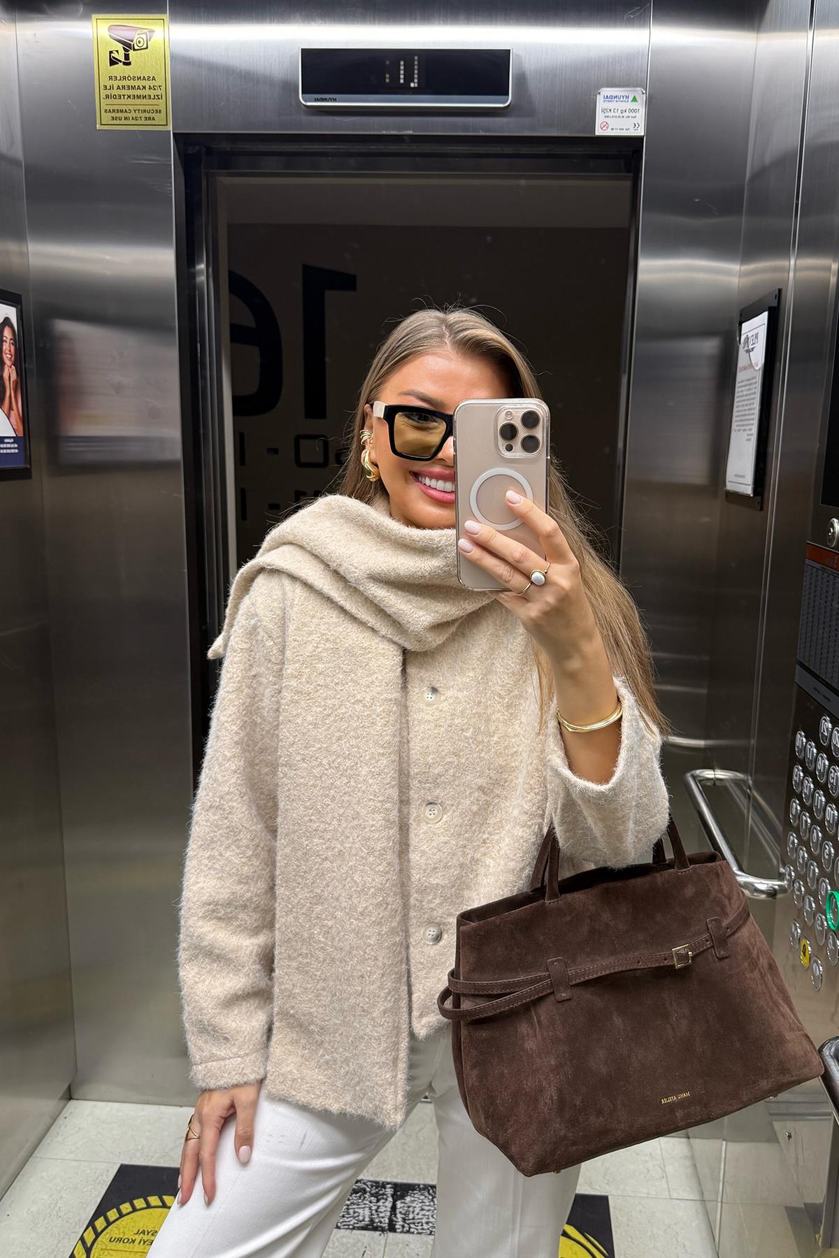 Zra Model Atkılı Yumoş Buklet Kaban