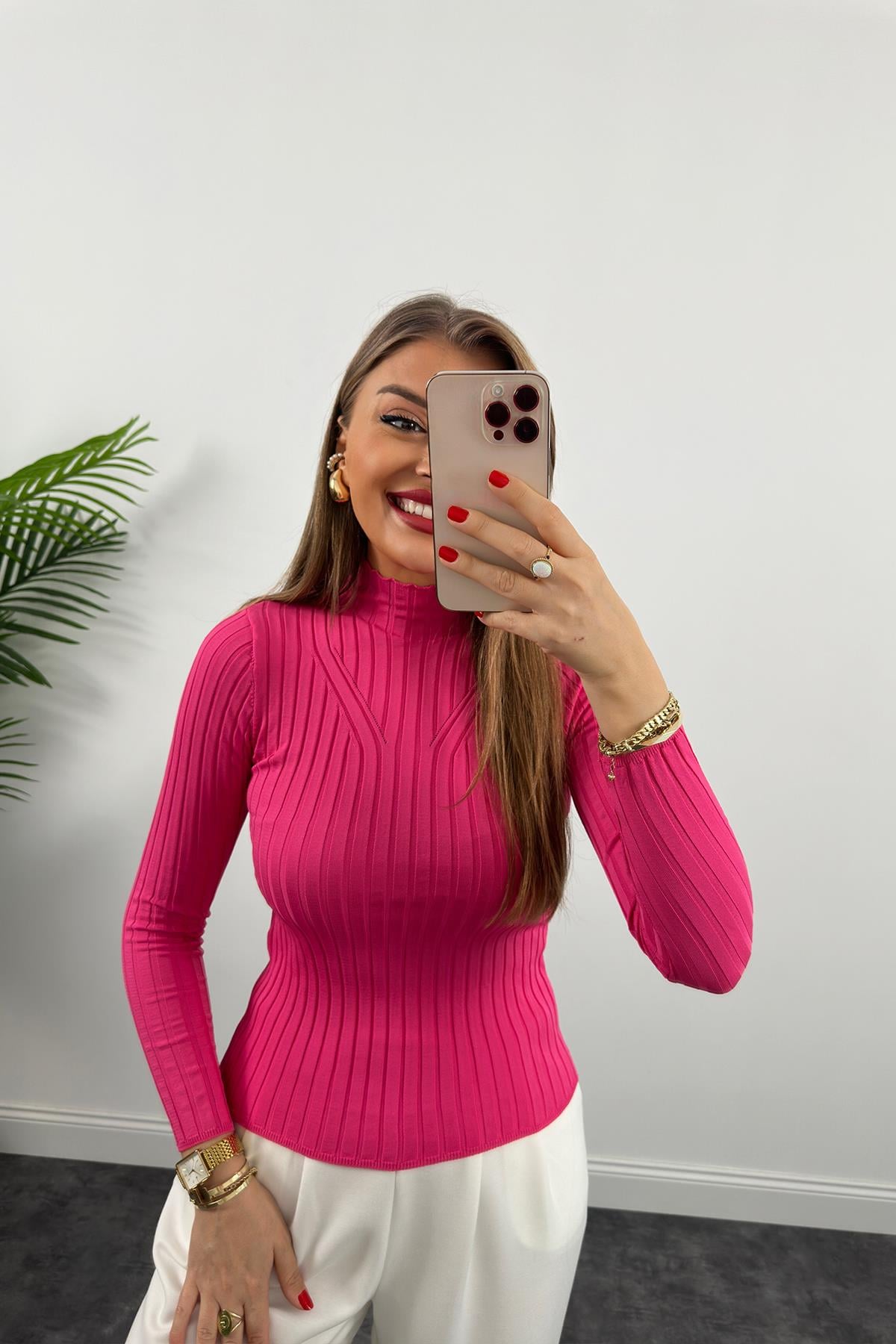 Zra Model Yaka Detaylı Çelik Triko Fuşya