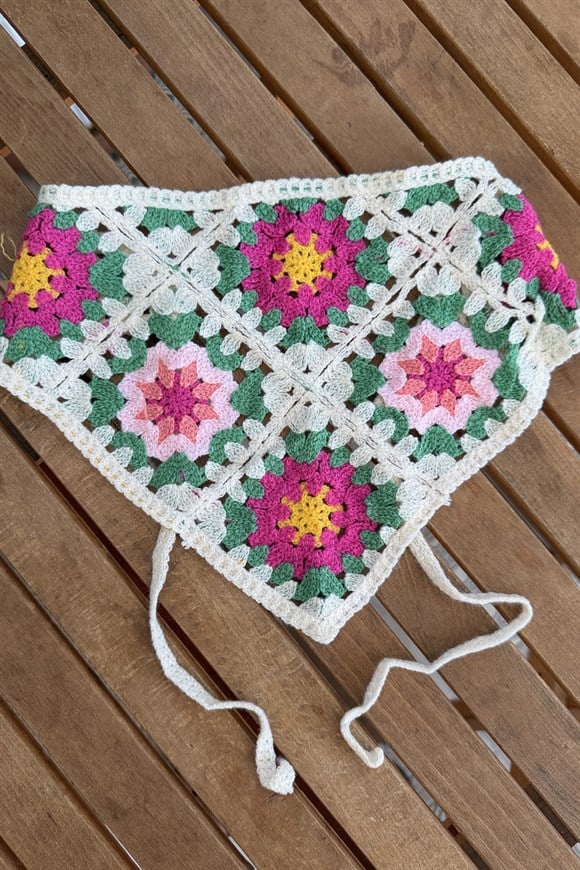  Fuşya Çiçek Motifli Üçgen Bandana