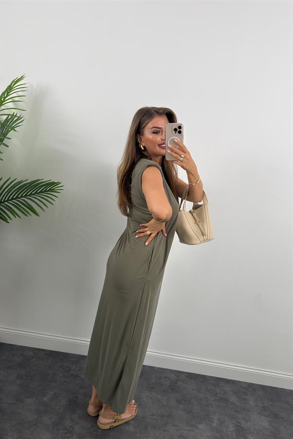 1. Sınıf Kalite Pike Modal Kumaş Vatkalı Yırtmaçlı Maxi Elbise Haki