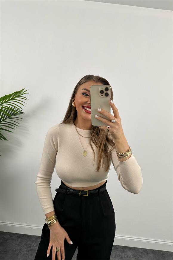 1. Sınıf Kalite  Massi Model Crop Boy İpek Merserize Krem