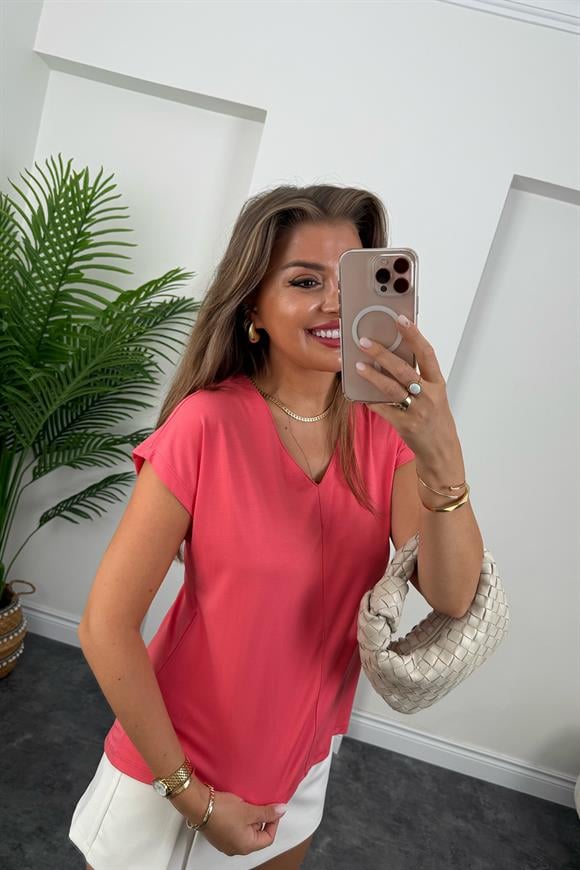 Bebe Lüx Kalite Tensel Dokulu V Yaka Basic Bluz Nar Çiçeği Pembe