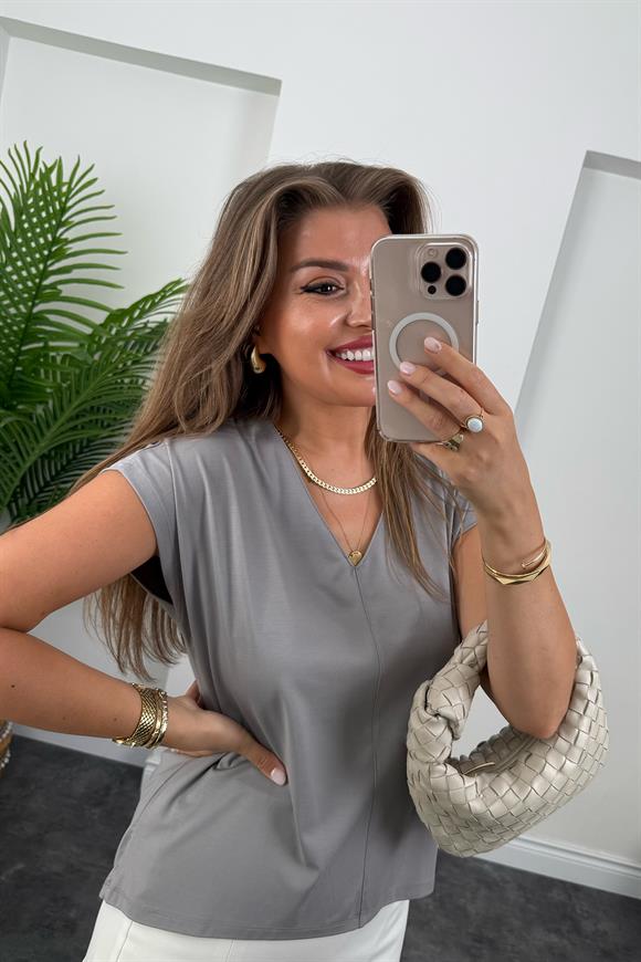 Bebe Lüx Kalite Tensel Dokulu V Yaka Basic Bluz Gri 