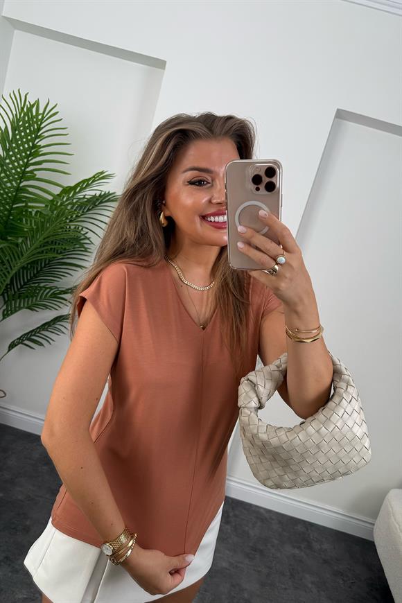 Bebe Lüx Kalite Tensel Dokulu V Yaka Basic Bluz Tarçın