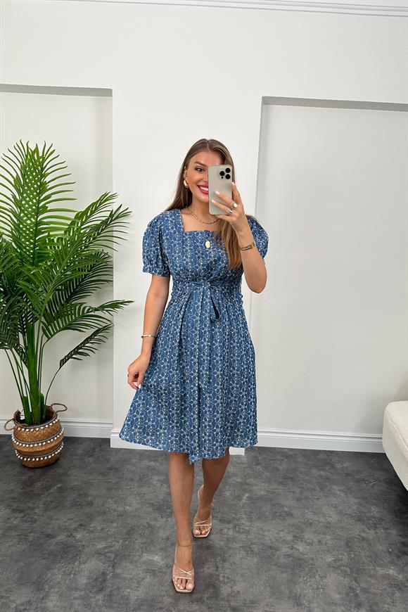 Bebe Marka Çiçek Motifli Midi Boy Nakışlı Kloş Elbise