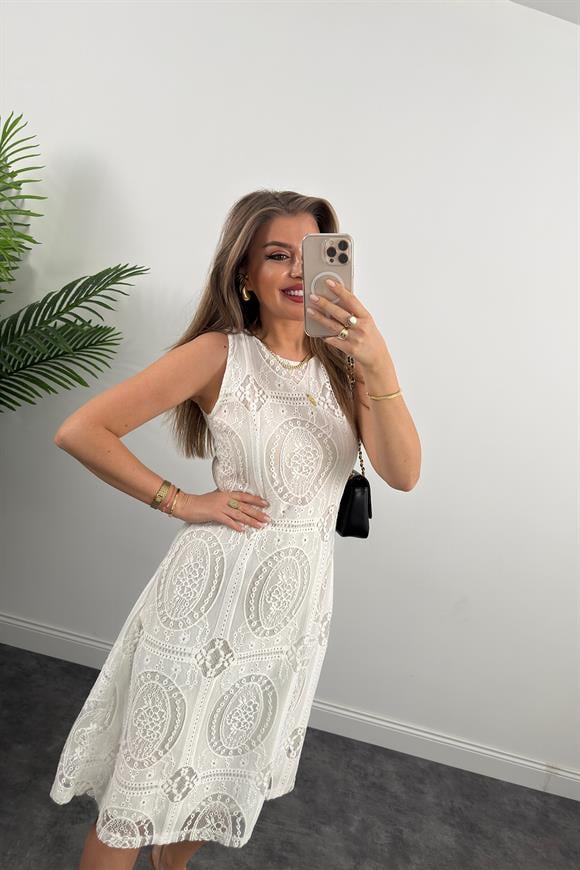 Bebe Marka Lüx Kalite Komple Dantel Nakış Midi Boy Astarlı Elbise Beyaz