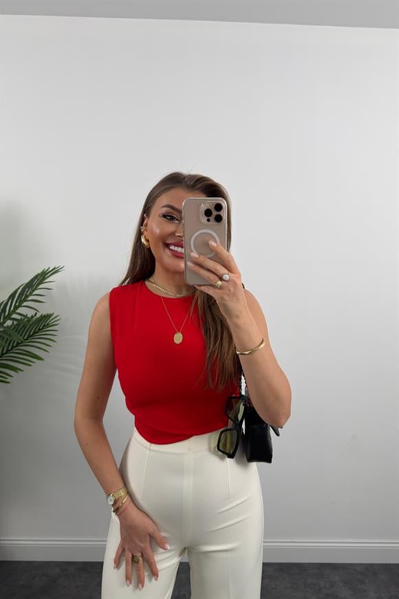 Bebe Marka Sırtı Fermuarlı Önü Zarf Klasik Kumaş Bluz Kırmızı