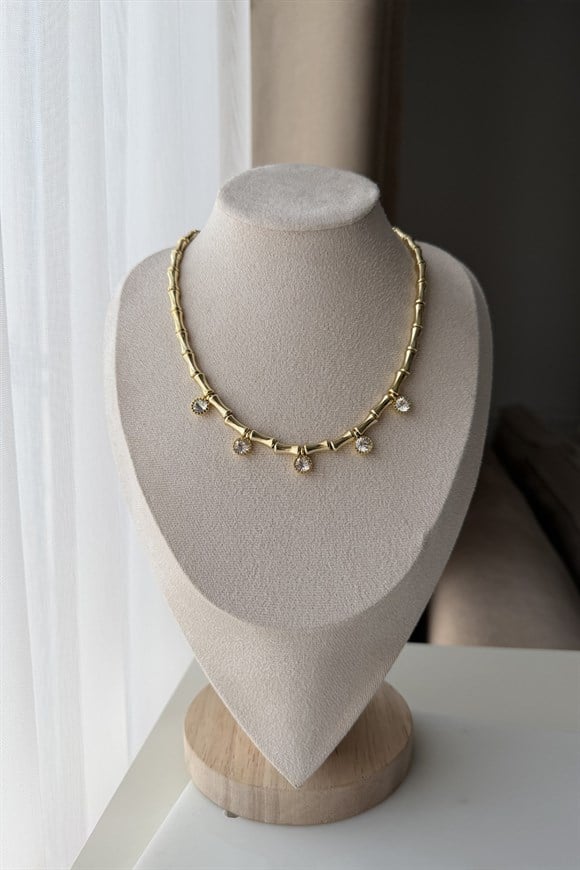 Beş Taşlı Gold Kolye