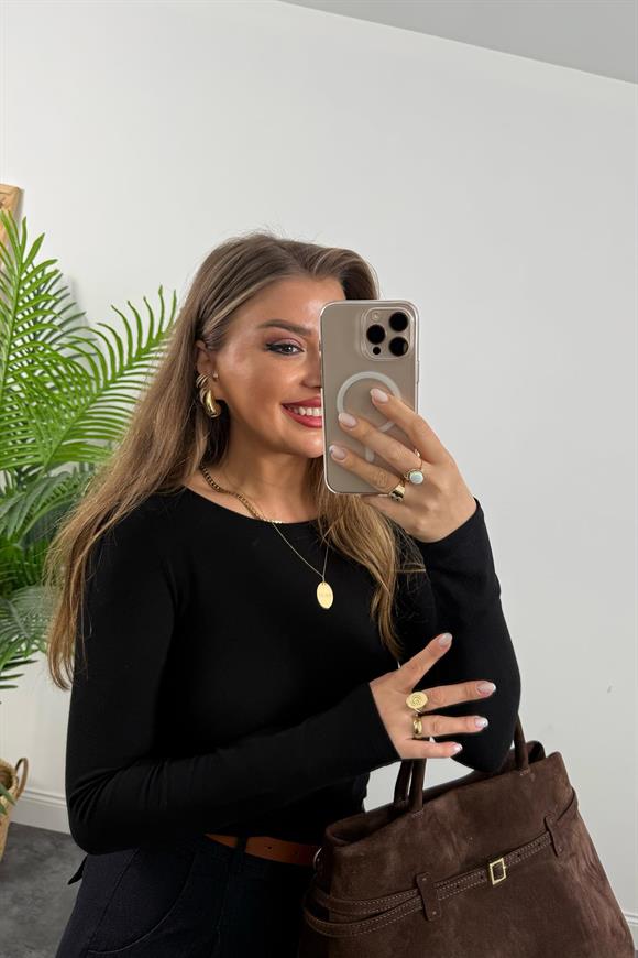 Dilvin Tam Pamuklu Kayık Yaka Uzun Kol Basic Siyah 