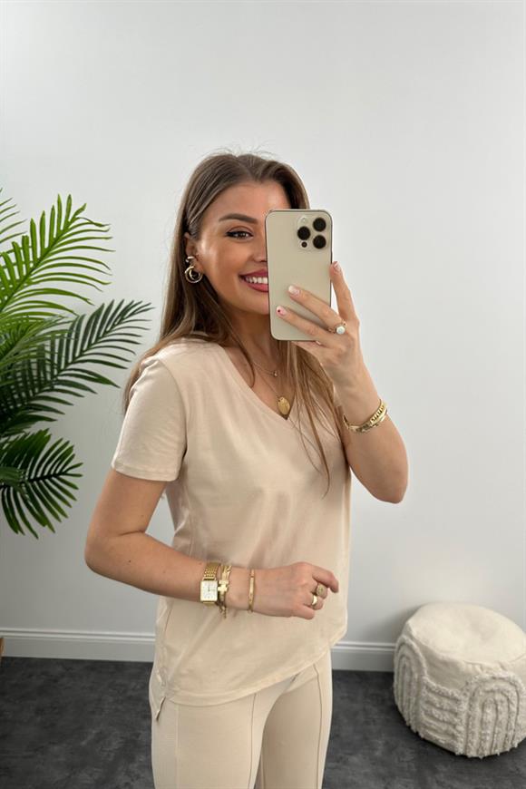 Dilvin Tam Pamuklu V Yaka Basic Tshirt Bej