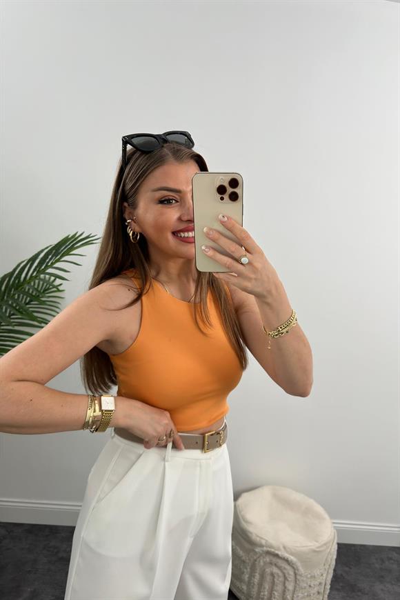 Double Kumaş Likralı Halter Yaka Crop Bluz Oranj
