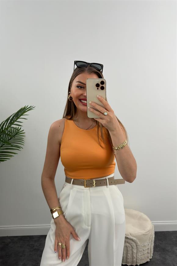 Double Kumaş Likralı Halter Yaka Crop Bluz Oranj